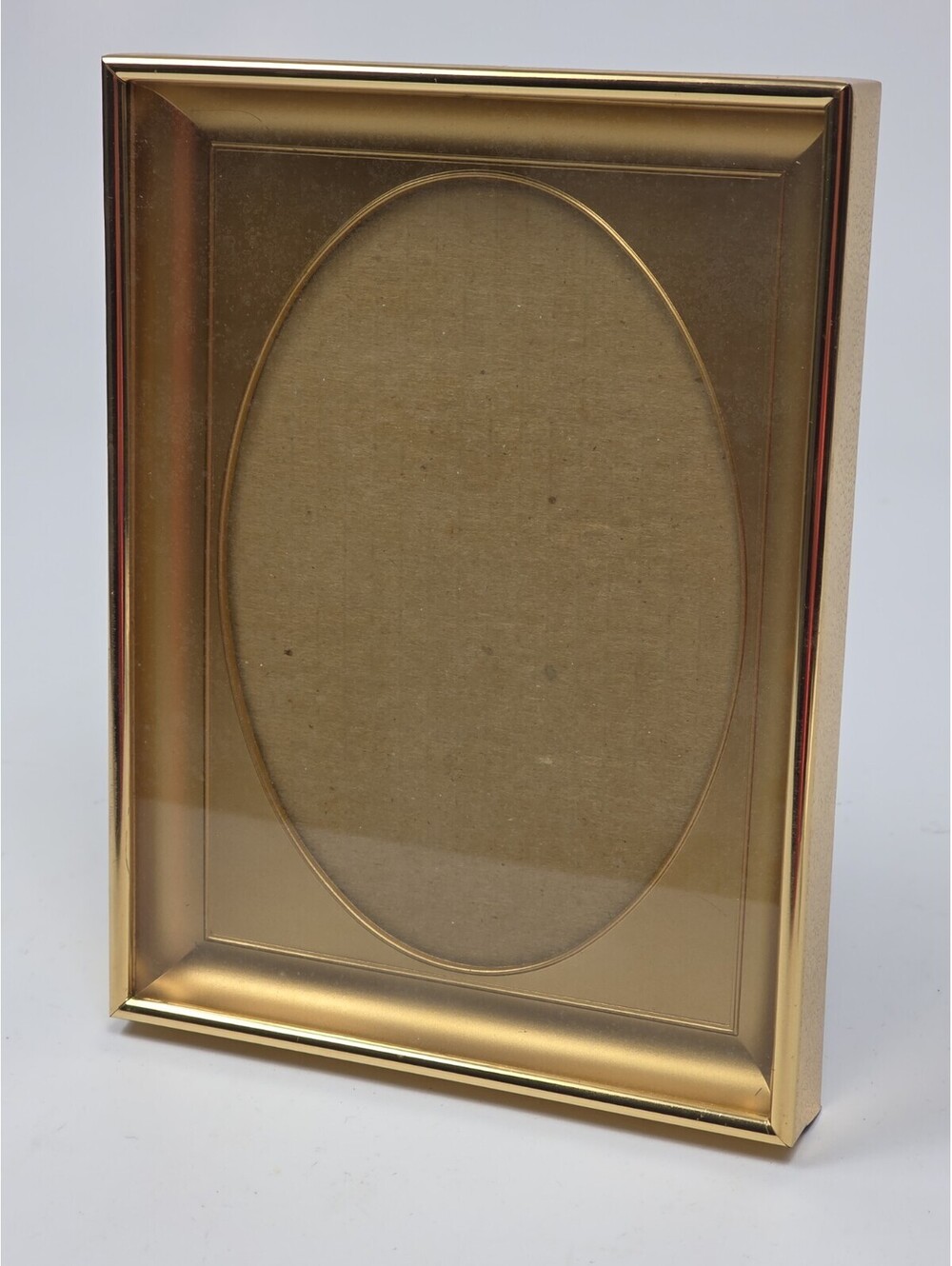 Frame Gold Oval Ornate insert 6.125” X 8.125” Vintage Gold Mat Photo Picture